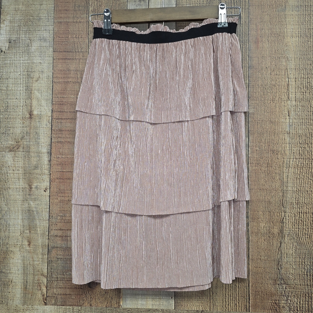 Bobeau Pleated Tiered Elastic Waist Pull on Skirt Pink Boho Chic Size XSmall New